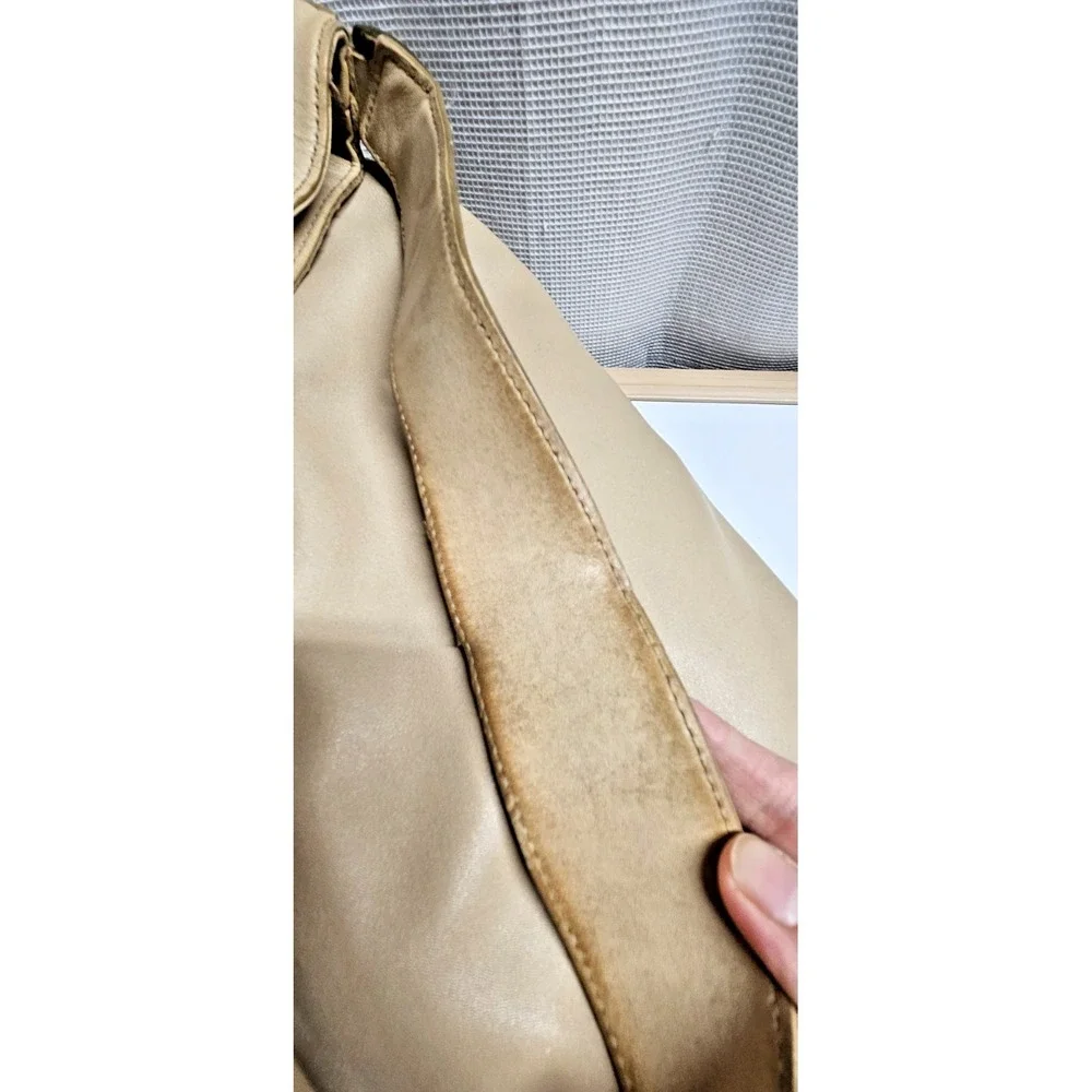 Vintage Cole‎ Haan large beige leather hobo bucket purse one handle bag
